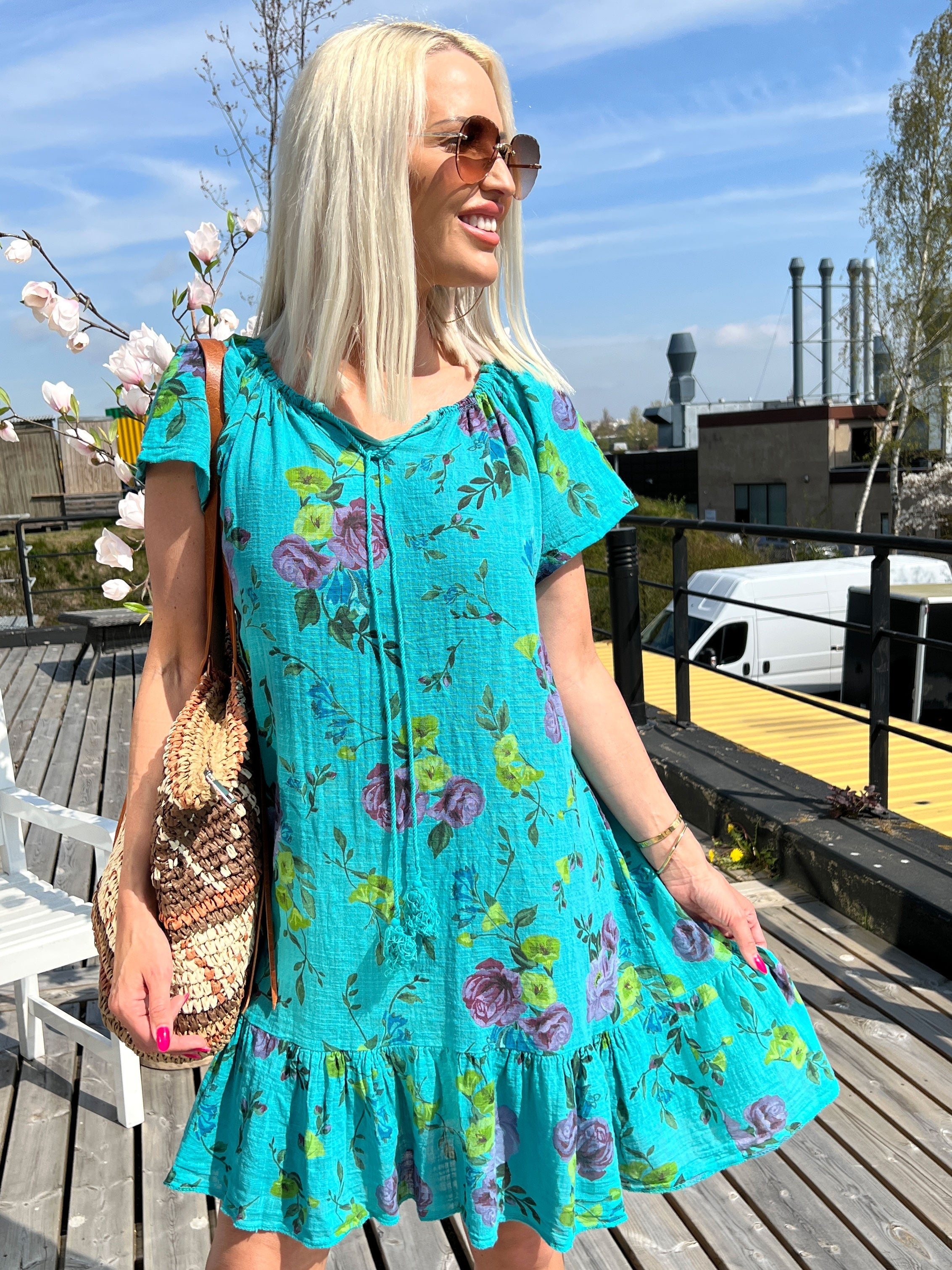 Feliz - Klänning med blommönster